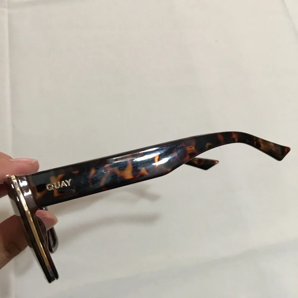 Quay 77113 sunglasses